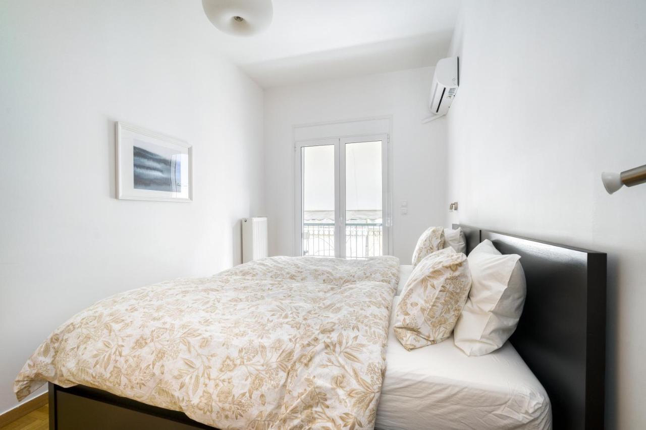 Stylish, Sunny New 2 Bedroom, Prime Central เอเธนส์ ภายนอก รูปภาพ