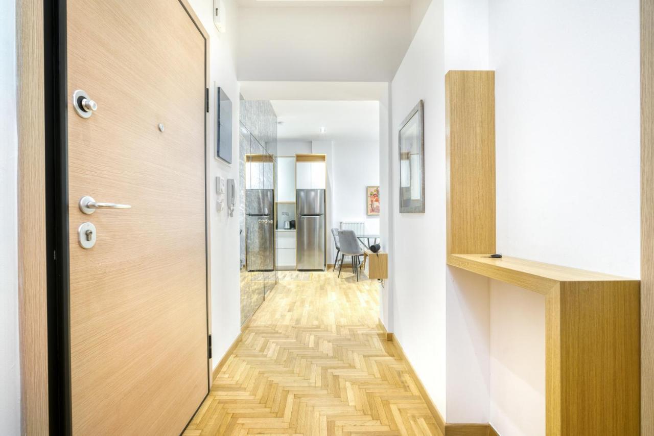 Stylish, Sunny New 2 Bedroom, Prime Central เอเธนส์ ภายนอก รูปภาพ